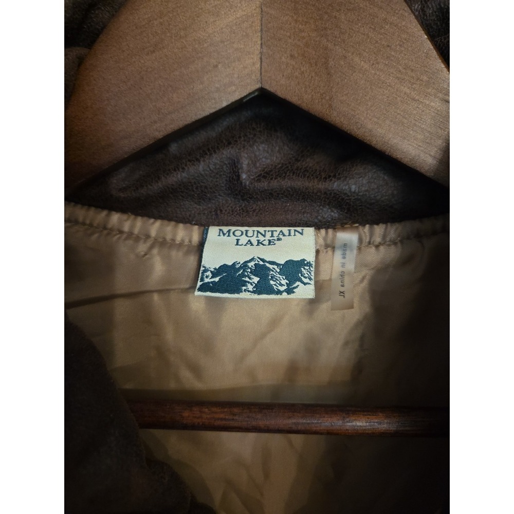 Mountain Lake Xl Gold Quilted Vest, Faux Suede Accents, Cinch Waist, Cool Nights - Picture 3 of 6